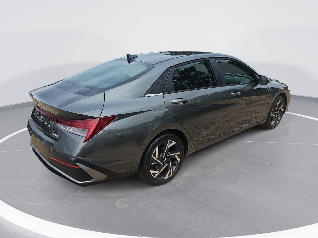 New 2026 Hyundai Elantra Limited FWD image 5