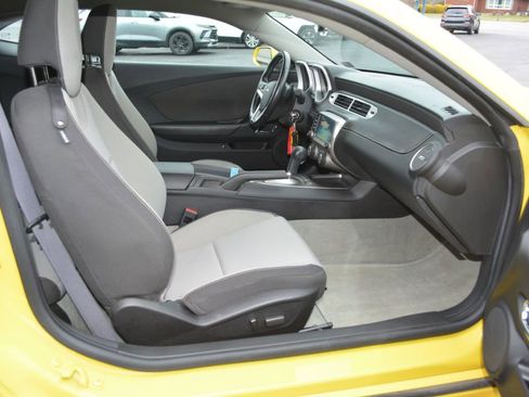 Used 2014 Chevrolet Camaro LT w/ RS Package RWD image 7