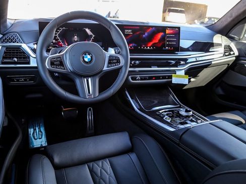 New 2026 BMW X7 M60i image 10
