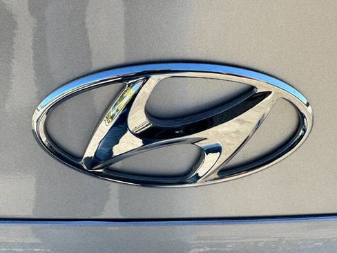 Used 2013 Hyundai Accent GLS image 22