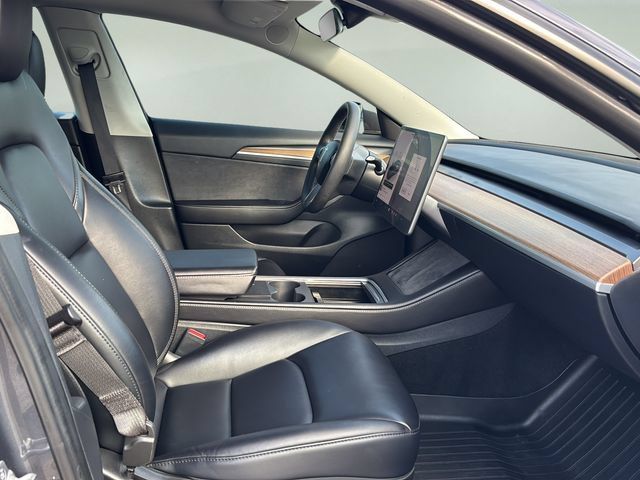 Used 2023 Tesla Model 3 Standard Range RWD image 10