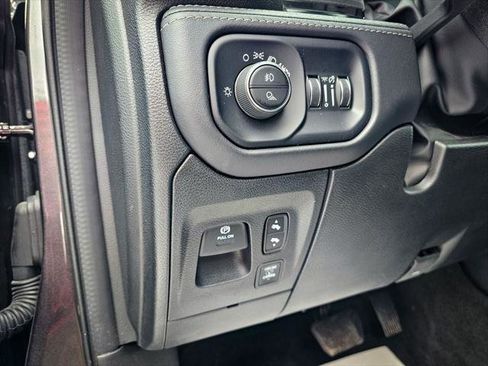 Certified 2023 RAM 1500 Limited image 17