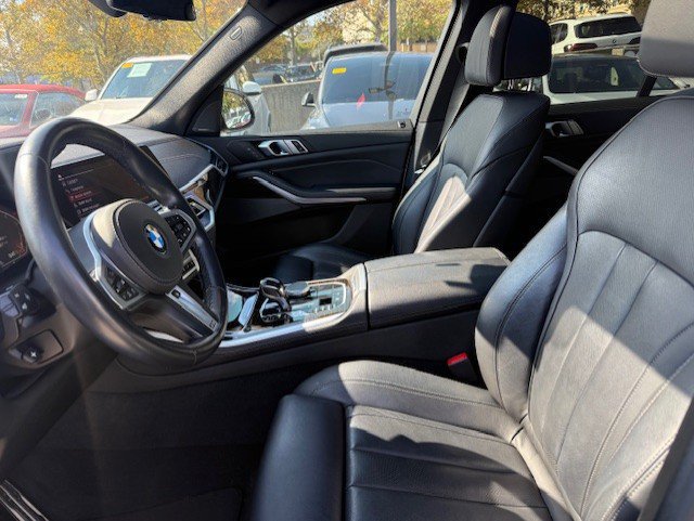 Used 2020 BMW X5 xDrive40i w/ M Sport Package AWD/4WD image 3