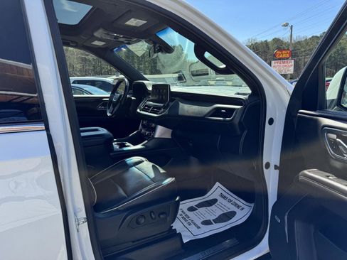 Used 2021 GMC Yukon SLT w/ SLT Luxury Plus Package image 18