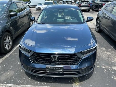 Used 2023 Honda Accord EX image 2