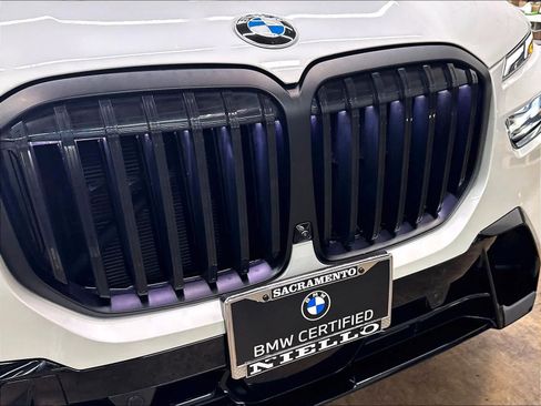 Used 2025 BMW X7 xDrive40i w/ M Sport Package AWD/4WD image 33