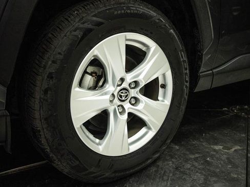 Used 2020 Toyota RAV4 LE w/ All Weather Liner Package AWD/4WD image 3