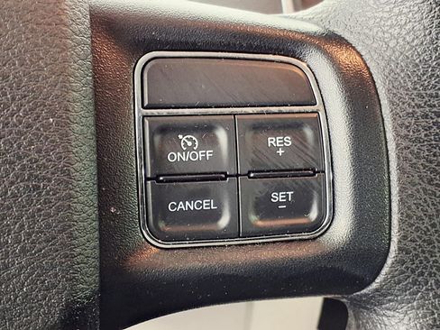 Used 2020 Dodge Grand Caravan SE image 20