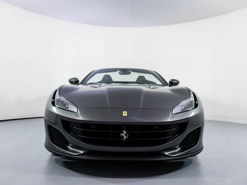 Certified 2019 Ferrari Portofino image 11