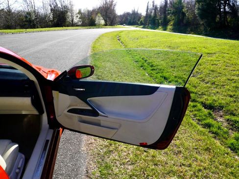 Used 2010 Lexus IS 350C image 18