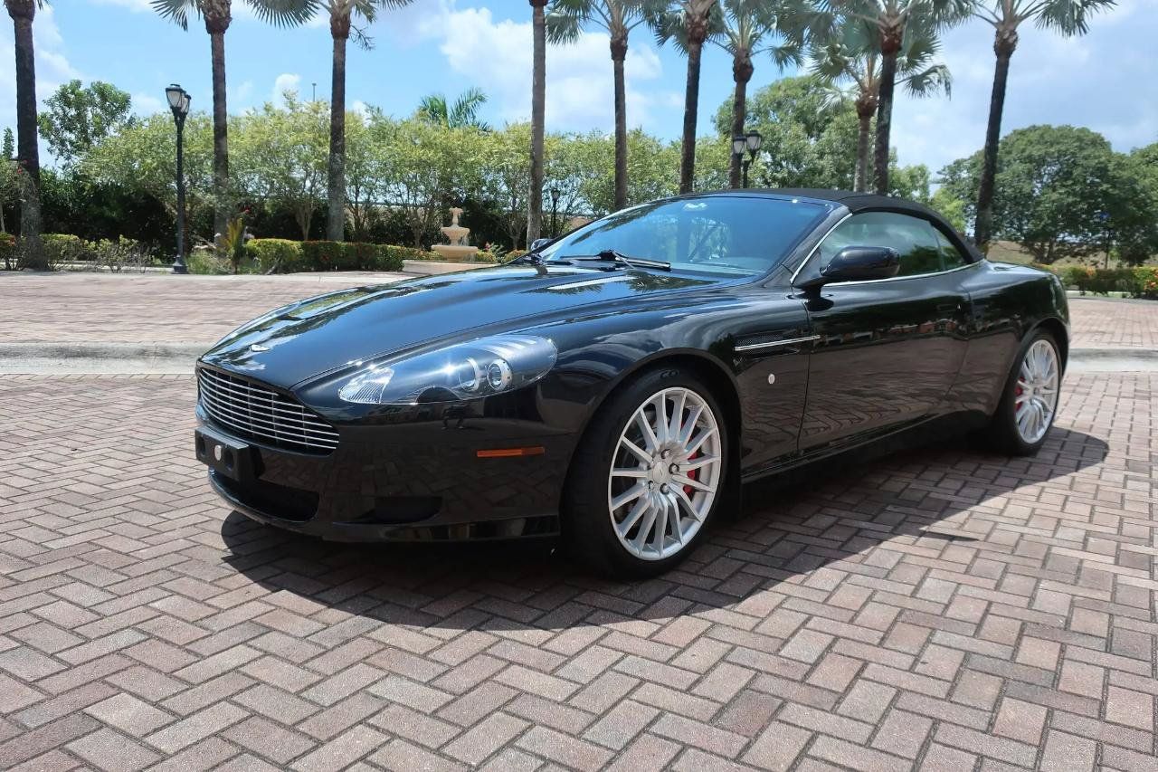 Used 2006 Aston Martin DB9 Volante RWD image 18