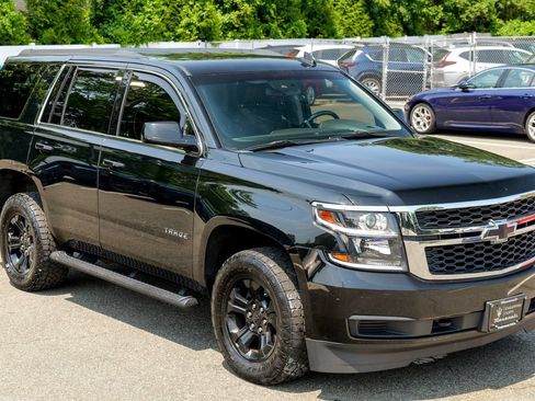 Used 2019 Chevrolet Tahoe LS w/ Enhanced Driver Alert Package AWD/4WD image 9