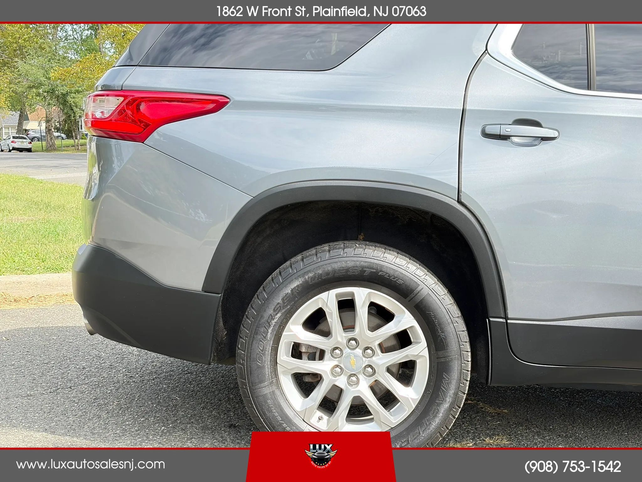 Used 2021 Chevrolet Traverse LS AWD/4WD image 13