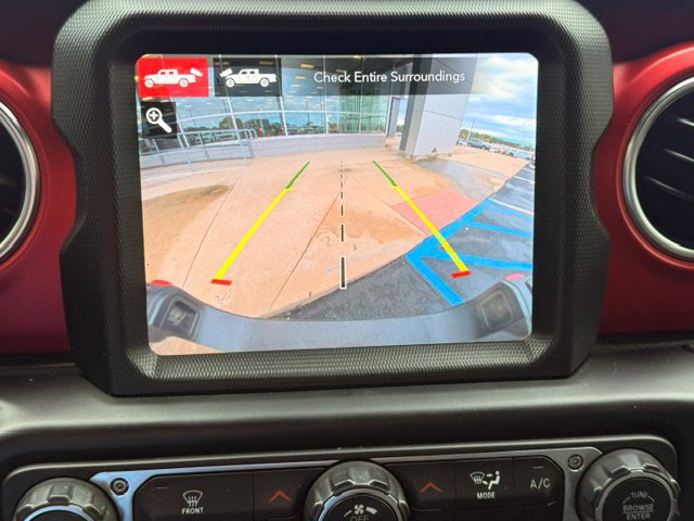 Used 2022 Jeep Gladiator Rubicon w/ LED Lighting Group AWD/4WD image 23