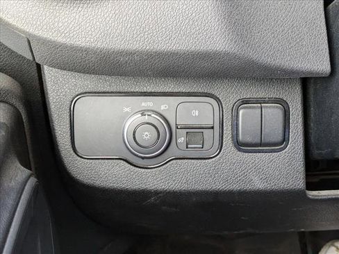 Used 2021 Mercedes-Benz Sprinter 2500 image 9