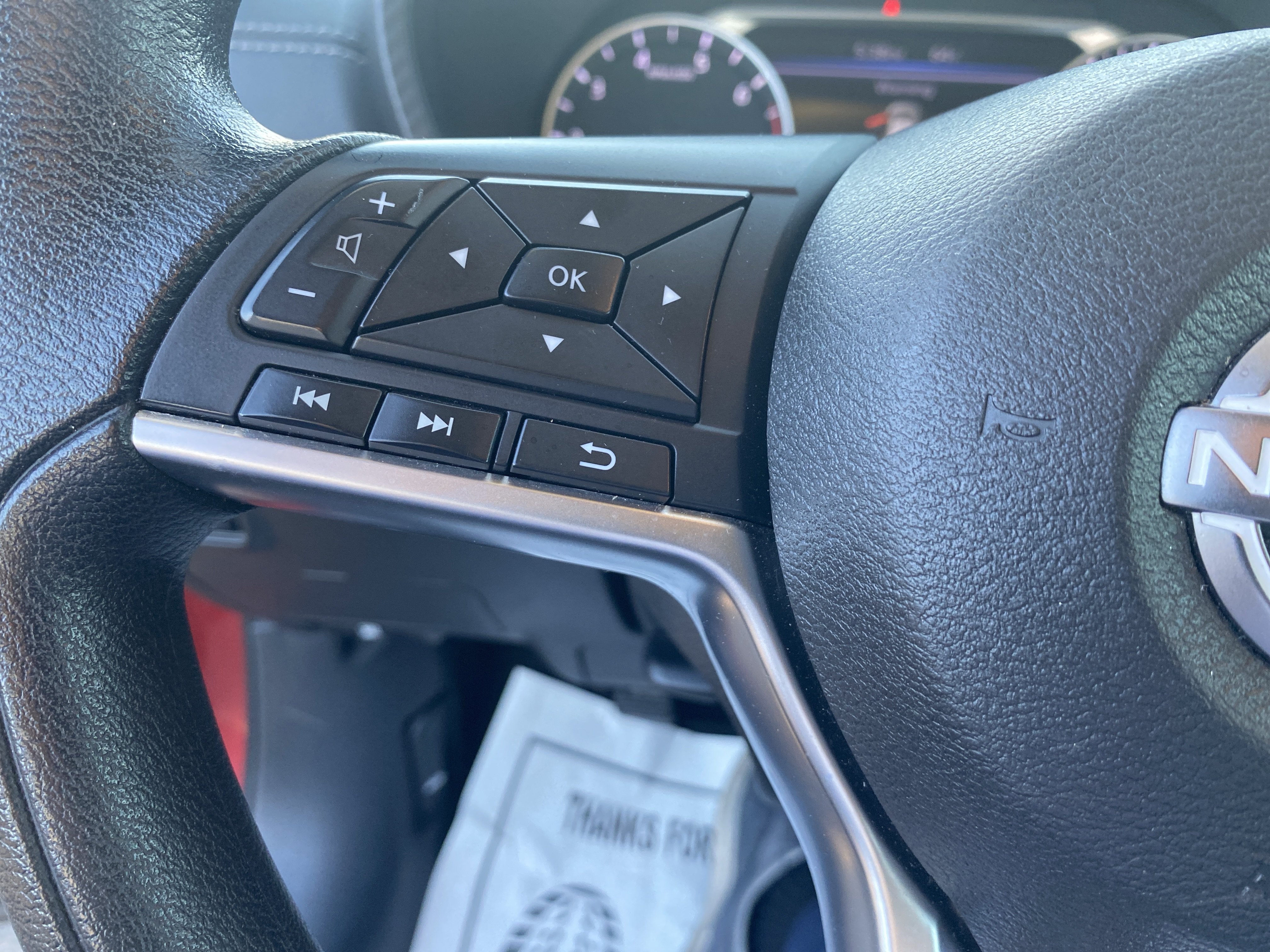 Used 2024 Nissan Sentra SV FWD image 11