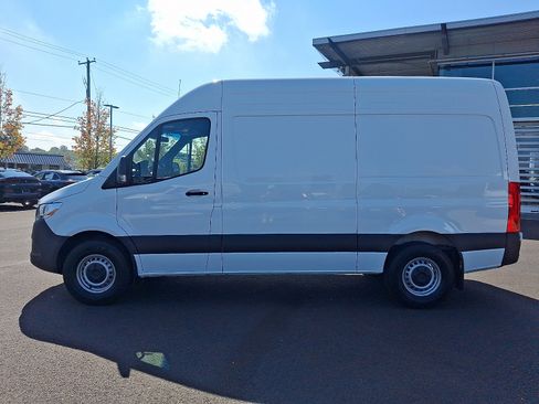 New 2025 Mercedes-Benz Sprinter 2500 image 5