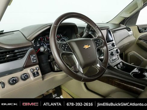 Used 2018 Chevrolet Suburban LT w/ Max Trailering Package image 4