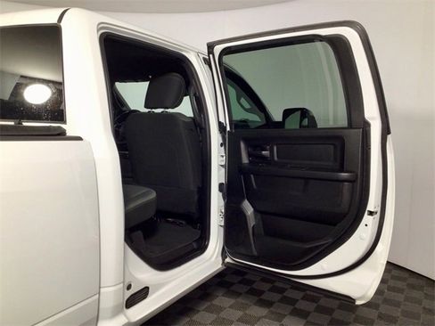 Used 2021 RAM 2500 Tradesman w/ Safety Group image 29