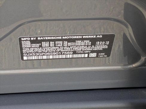 New 2025 BMW X3 xDrive30i w/ Premium Package image 18