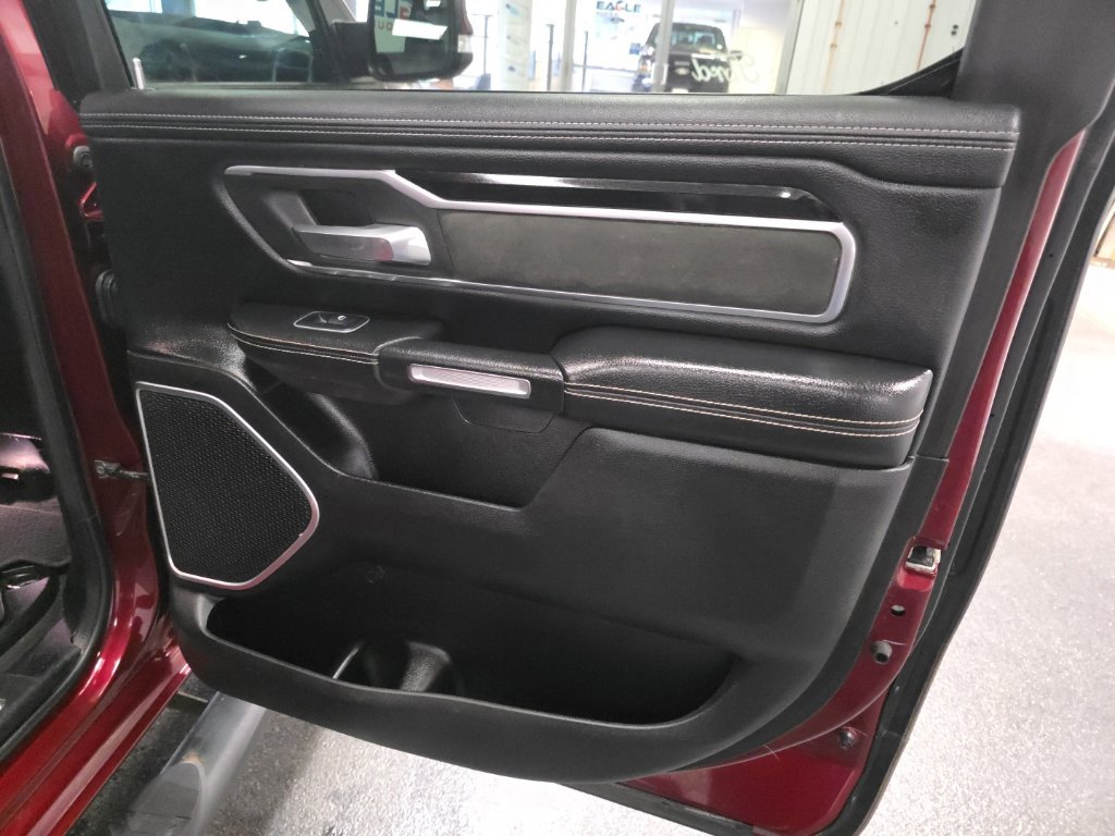 Used 2020 RAM 1500 Laramie w/ Sport Appearance Package AWD/4WD image 31