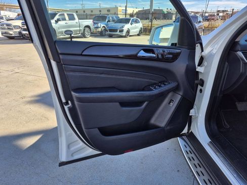 Used 2015 Mercedes-Benz ML 350 4MATIC image 12