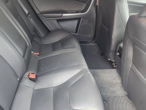 Used 2018 Volvo S60 T5 Inscription FWD image 15