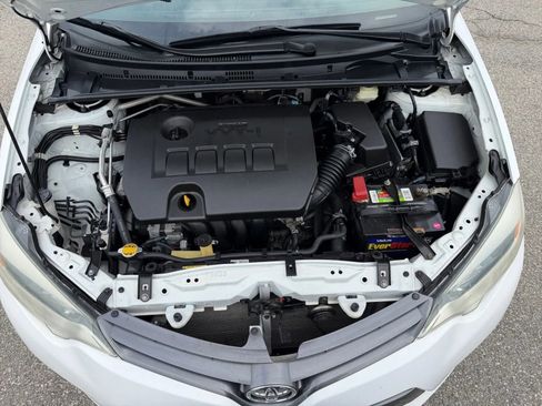 Used 2015 Toyota Corolla LE image 17