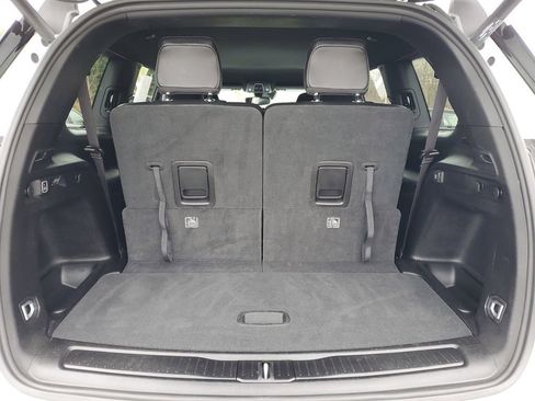 Used 2024 Jeep Grand Cherokee L Laredo image 32