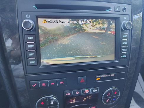 Used 2012 GMC Acadia Denali image 8