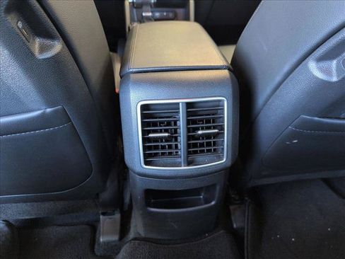 Used 2023 Kia Sportage EX AWD/4WD image 17