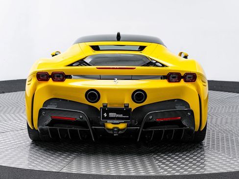 Certified 2022 Ferrari SF90 Stradale image 8