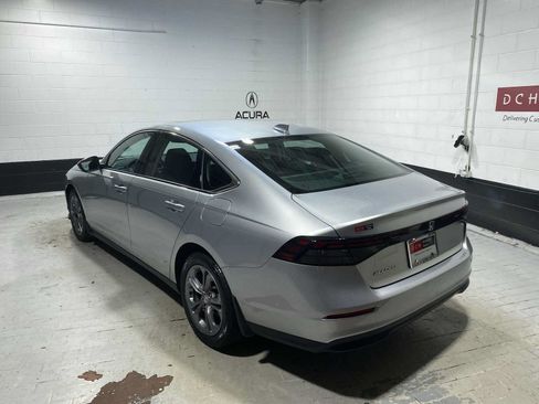 Used 2024 Honda Accord EX image 4