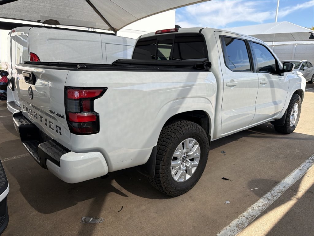 Used 2022 Nissan Frontier SV w/ Technology Package AWD/4WD image 3