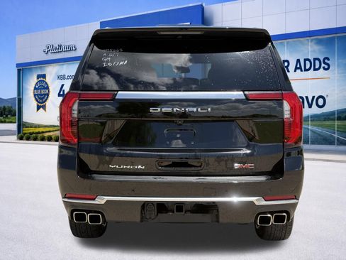 Used 2025 GMC Yukon XL Denali AWD/4WD image 6