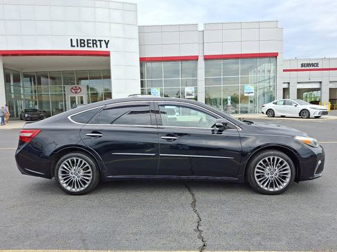Used 2016 Toyota Avalon Limited w/ Protection Package FWD image 7