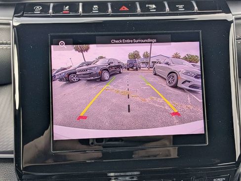 New 2026 Jeep Grand Cherokee L Laredo AWD/4WD image 31