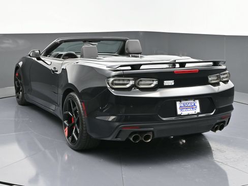 Used 2021 Chevrolet Camaro SS RWD image 6