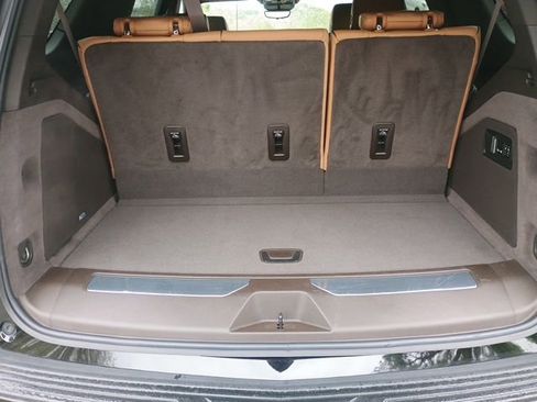 Used 2023 Cadillac Escalade Sport w/ Touring Package AWD/4WD image 19