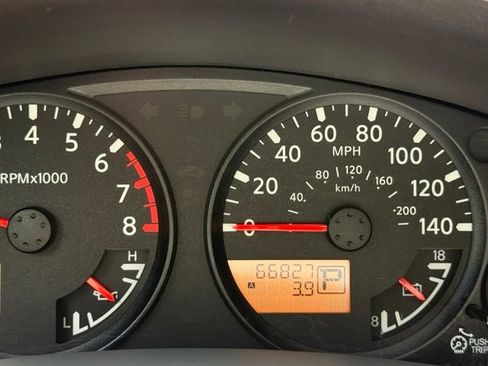 Used 2018 Nissan Frontier SV AWD/4WD image 35
