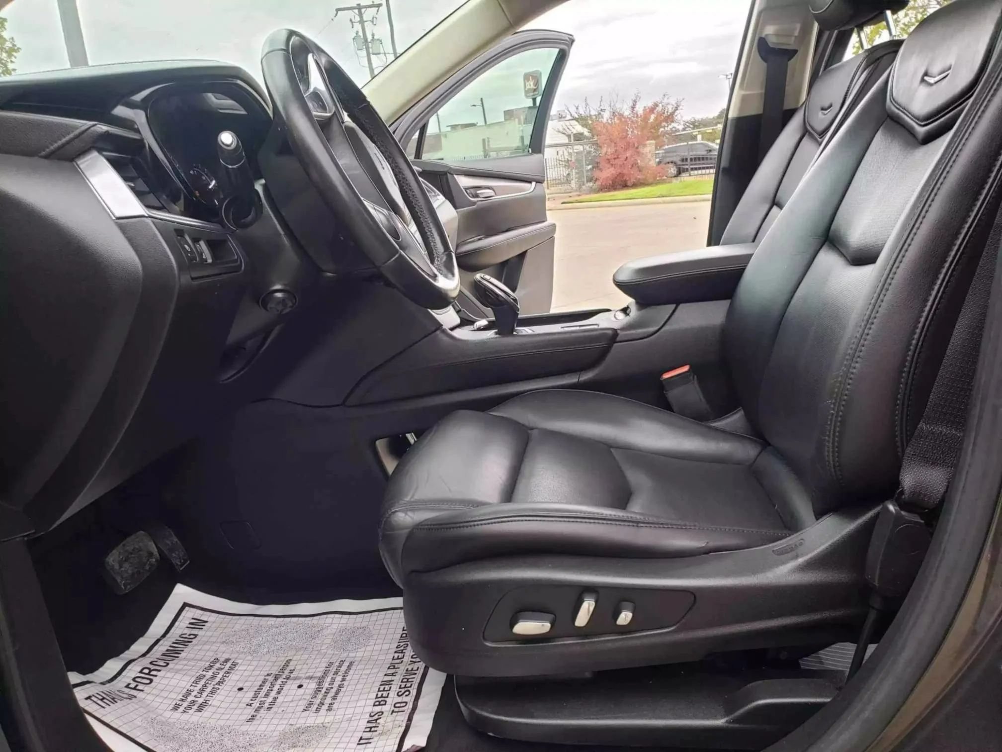 Used 2018 Cadillac XT5 Premium Luxury FWD image 15