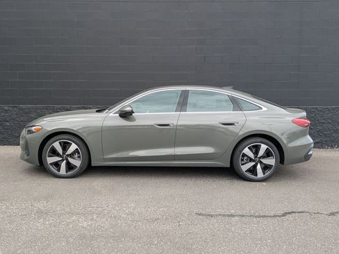 New 2025 Audi A5 2.0T Prestige image 8