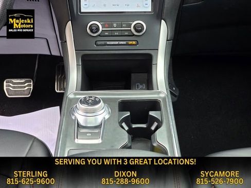 Used 2022 Ford Edge ST-Line image 26