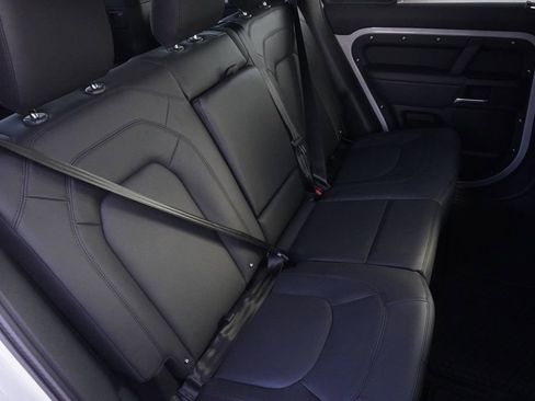 New 2026 Land Rover Defender 110 X-Dynamic SE image 27