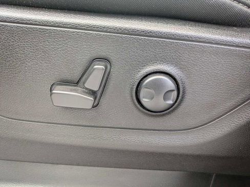 Used 2022 RAM 1500 Big Horn RWD image 19