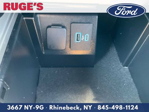 Certified 2023 Ford Explorer XLT w/ Equipment Group 202A AWD/4WD image 25