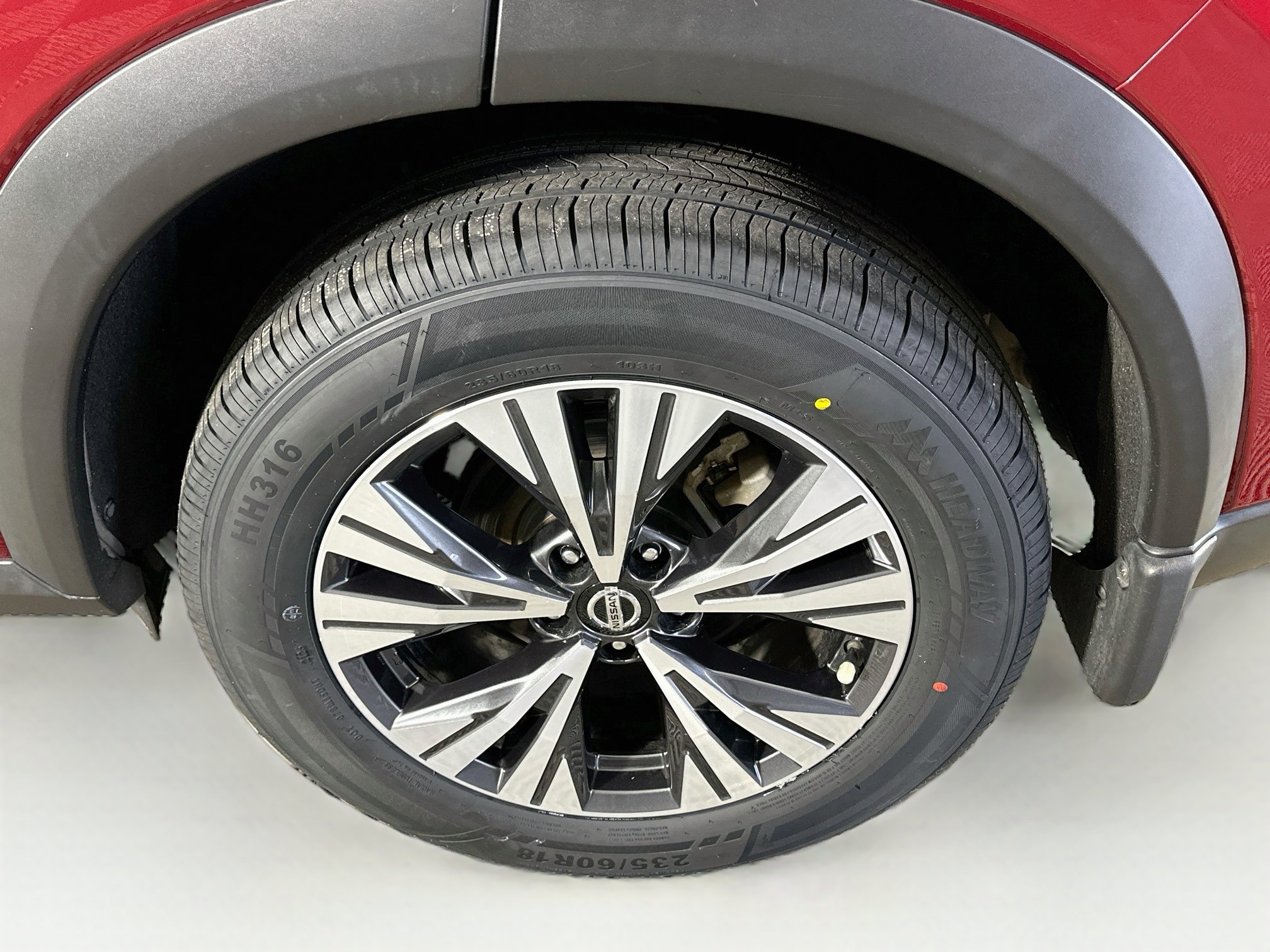 Used 2021 Nissan Rogue SV FWD image 11