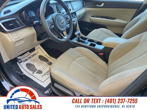 Used 2017 Kia Optima LX FWD image 9