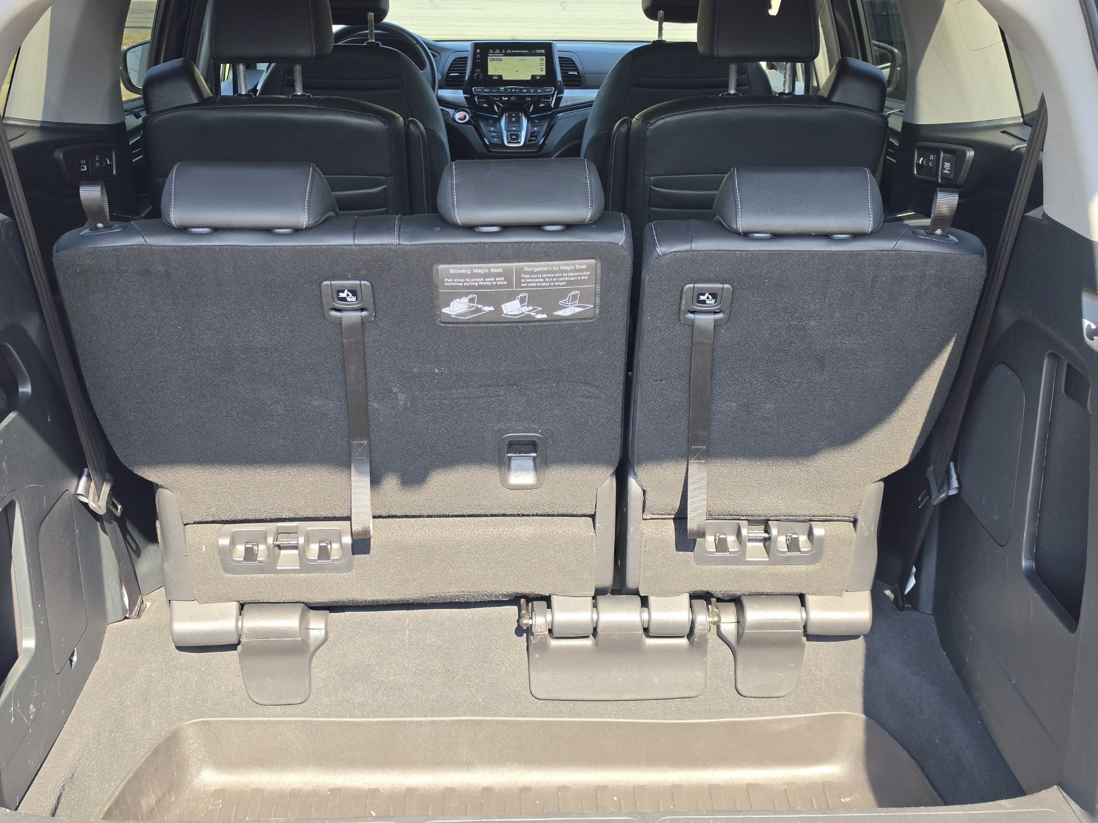 Used 2023 Honda Odyssey Touring image 17