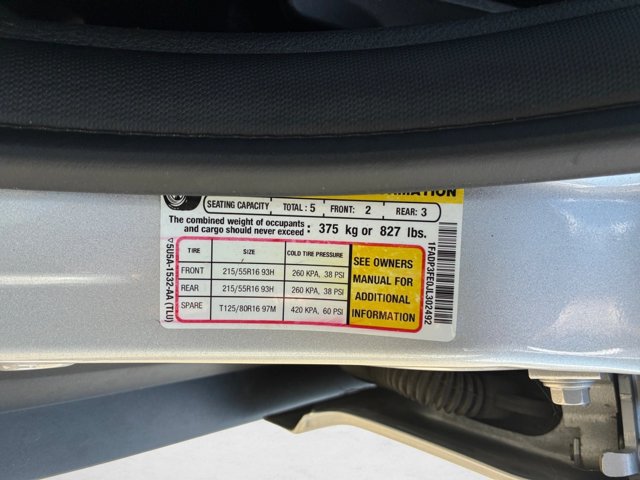 Used 2018 Ford Focus SE FWD image 23